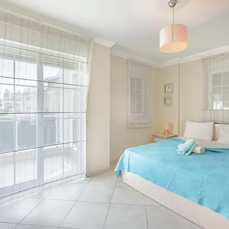 Luxury Private With Pool And Garden In Serik *